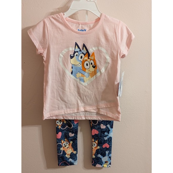 Disney Other - Bluey Bingo 2 piece Valentine's Day Pajama Set size 3t